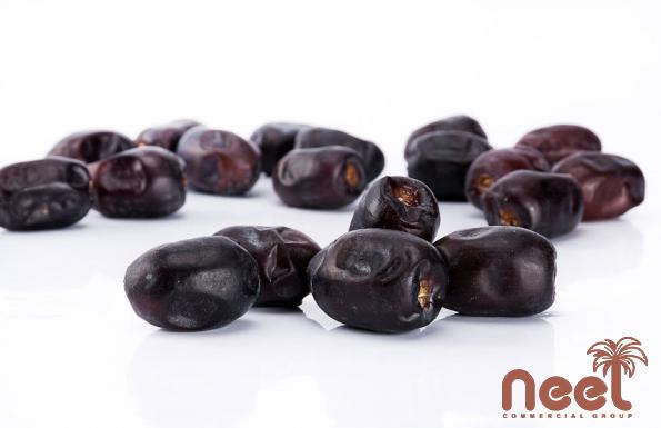 What are Different Types of Black Dates?