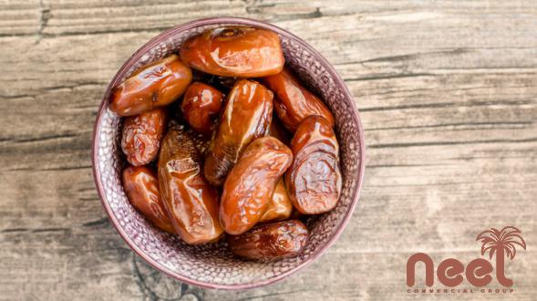 Buy Fresh and Soft Shahani Dates Direct from the Producer