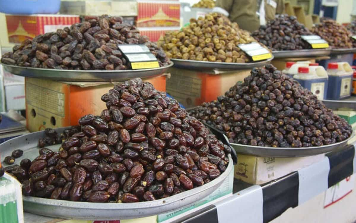  Buy all kinds of iranian date at the best price 