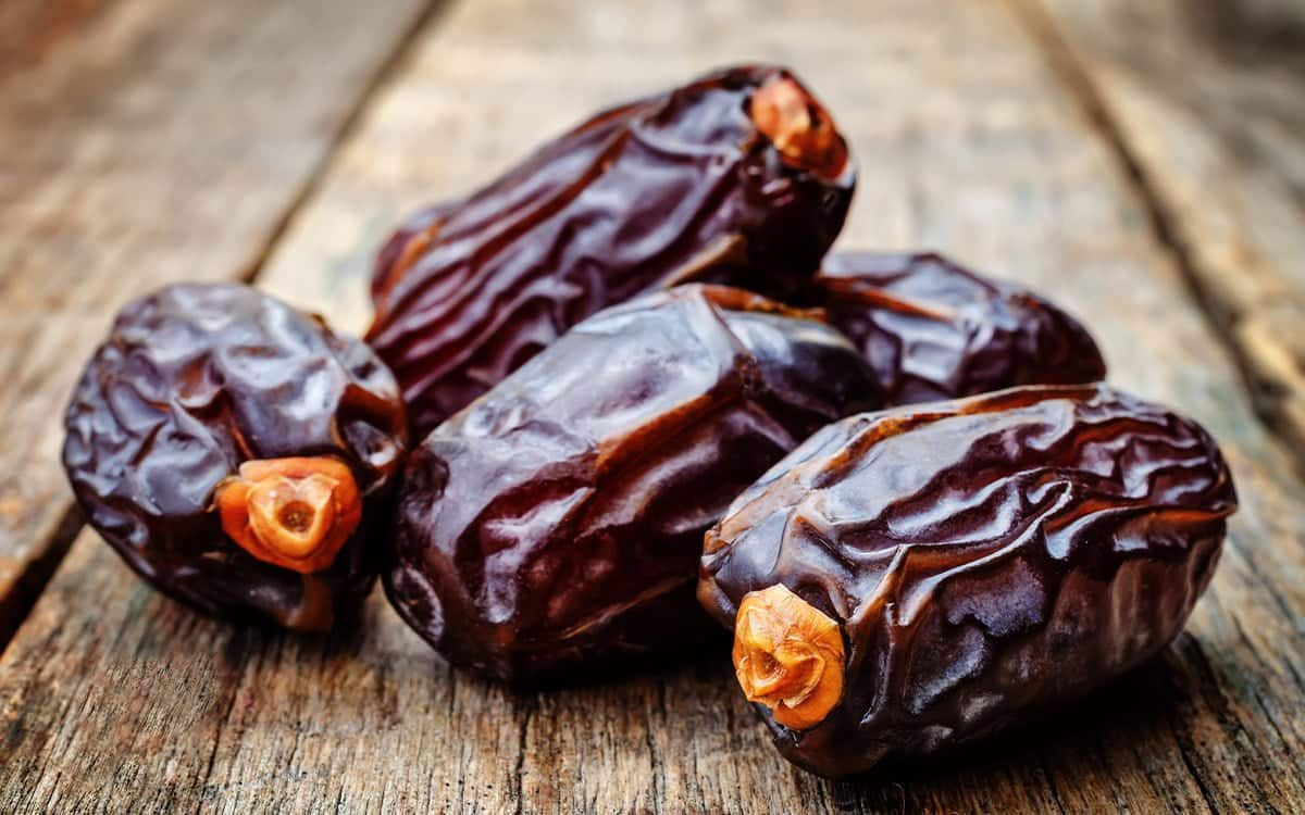  Buy all kinds of iranian date at the best price 