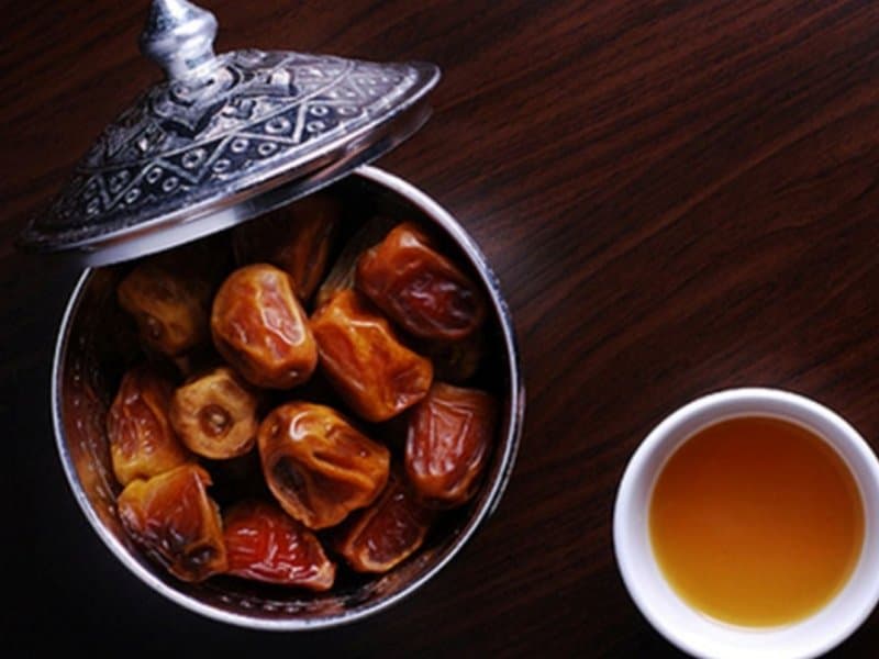  Buy And Price Deglet Nour Dates In India 