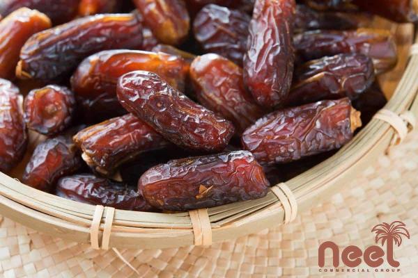 Buy halawi vs zahidi dates + best price