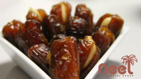 Price and purchase deglet noor dates vs medjool dates with complete specifications